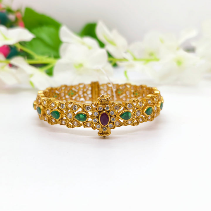 Kadaai Bangle with Green Stones - The Velli Kadai