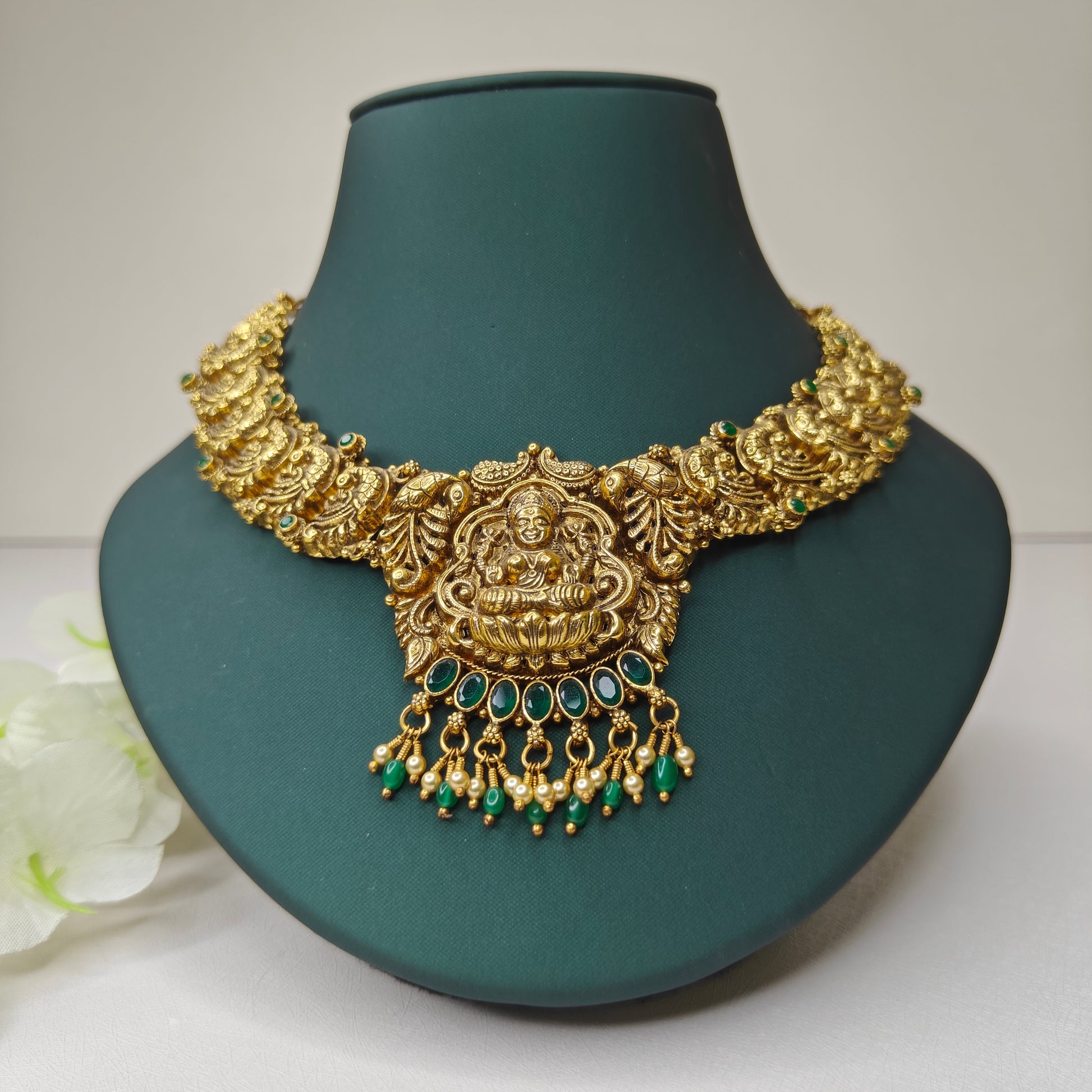 Green Stone Lakshmi Necklace - The Velli Kadai