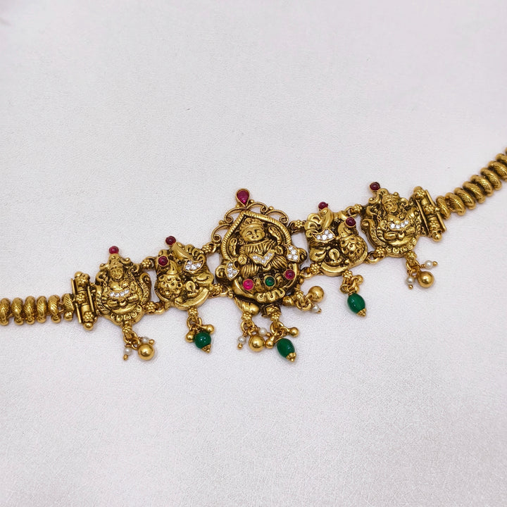 Lakshmin with White Stones Necklace - The Velli Kadai