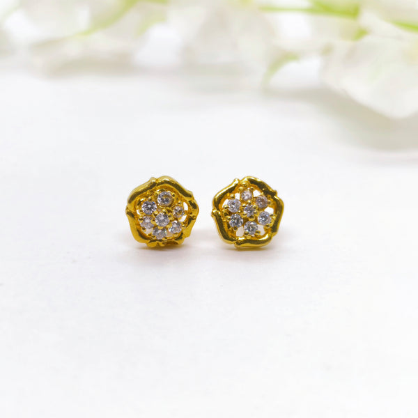 Flower Stone Stud - The Velli Kadai