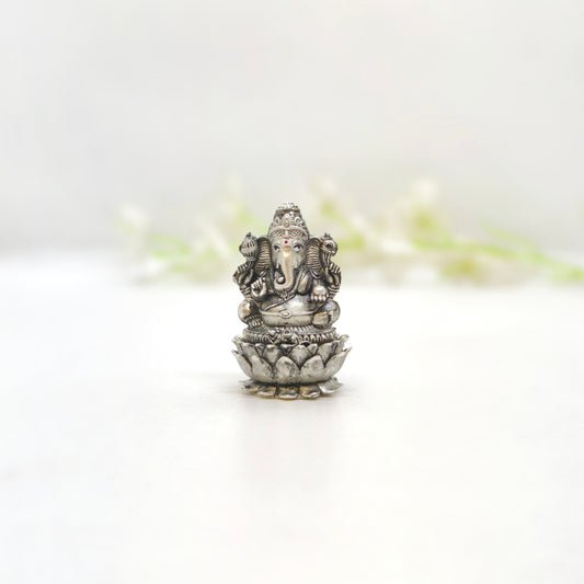 Vinayagar Antique Vigraham