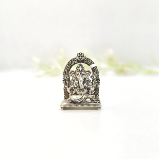 Vinayagar Antique Vigraham