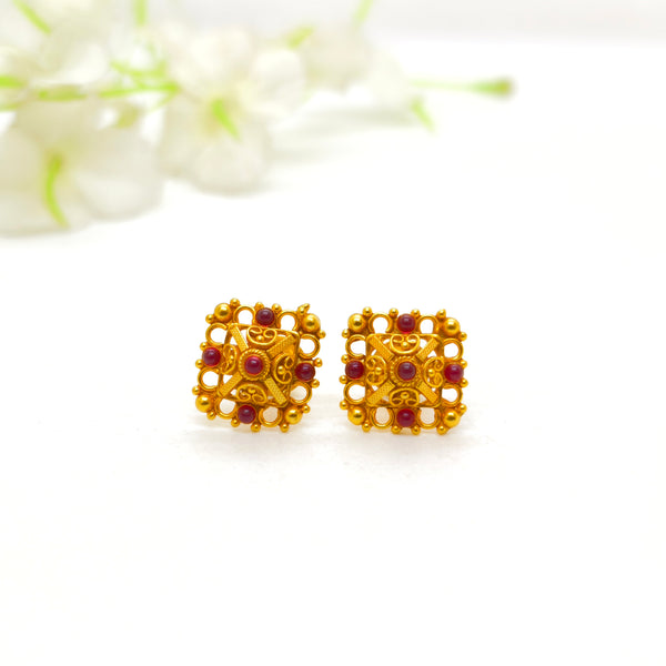 Red Stones Stud