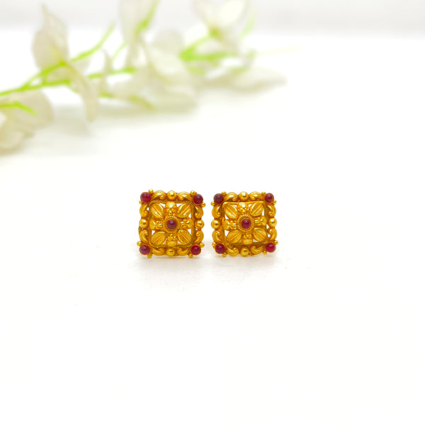 Red Stones Stud