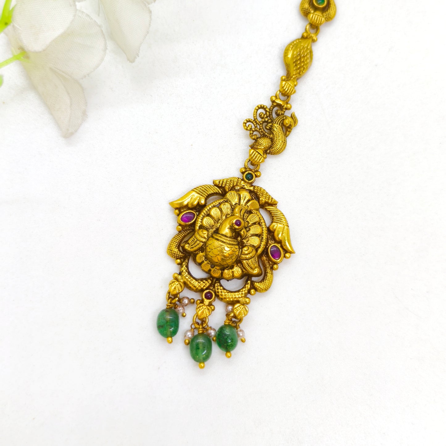 Mayil Nethichutti with Green Beads