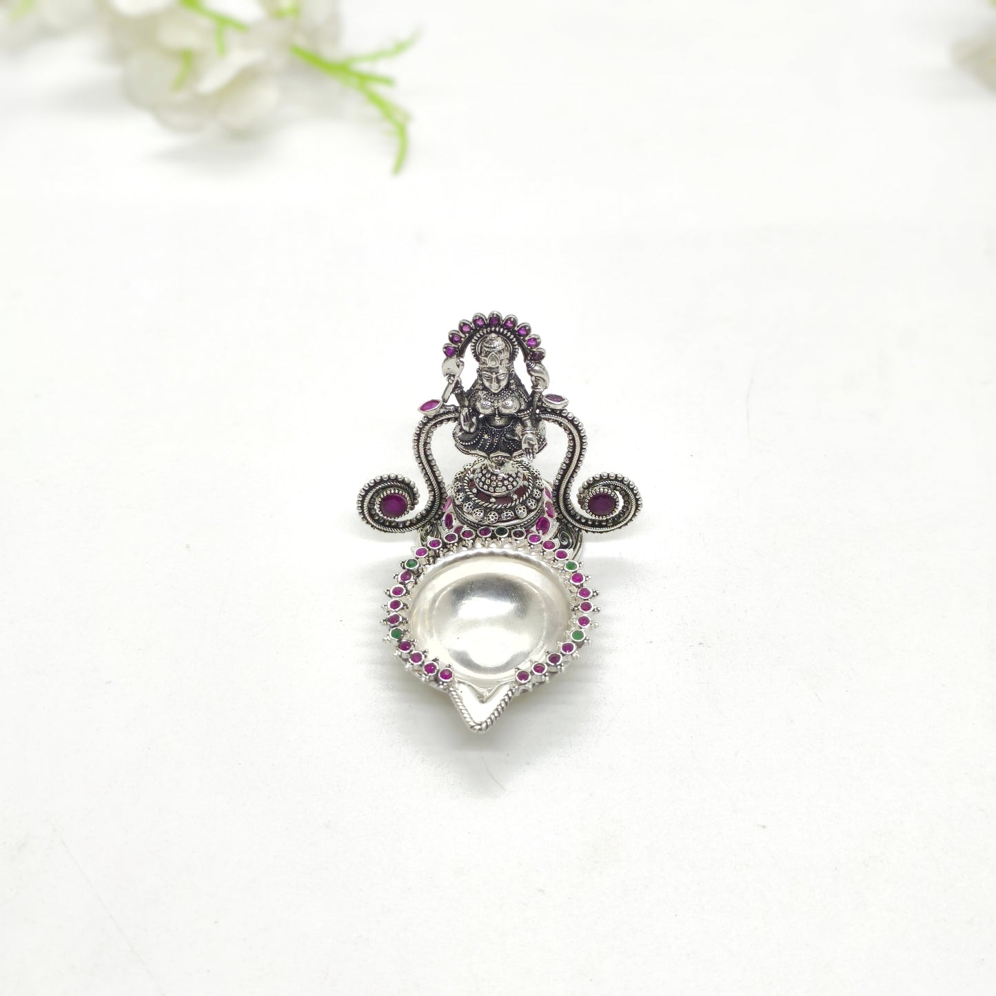 Antique Kamatchi Vilakku (Small)