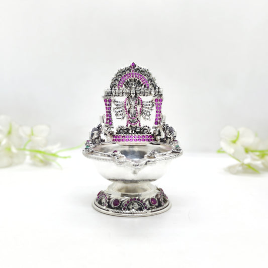 Antique Kamatchi Vilakku (Medium)