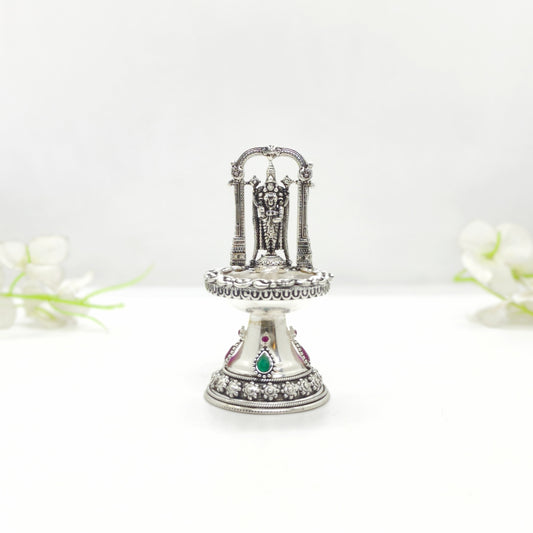 Antique Kuthu Vilakku