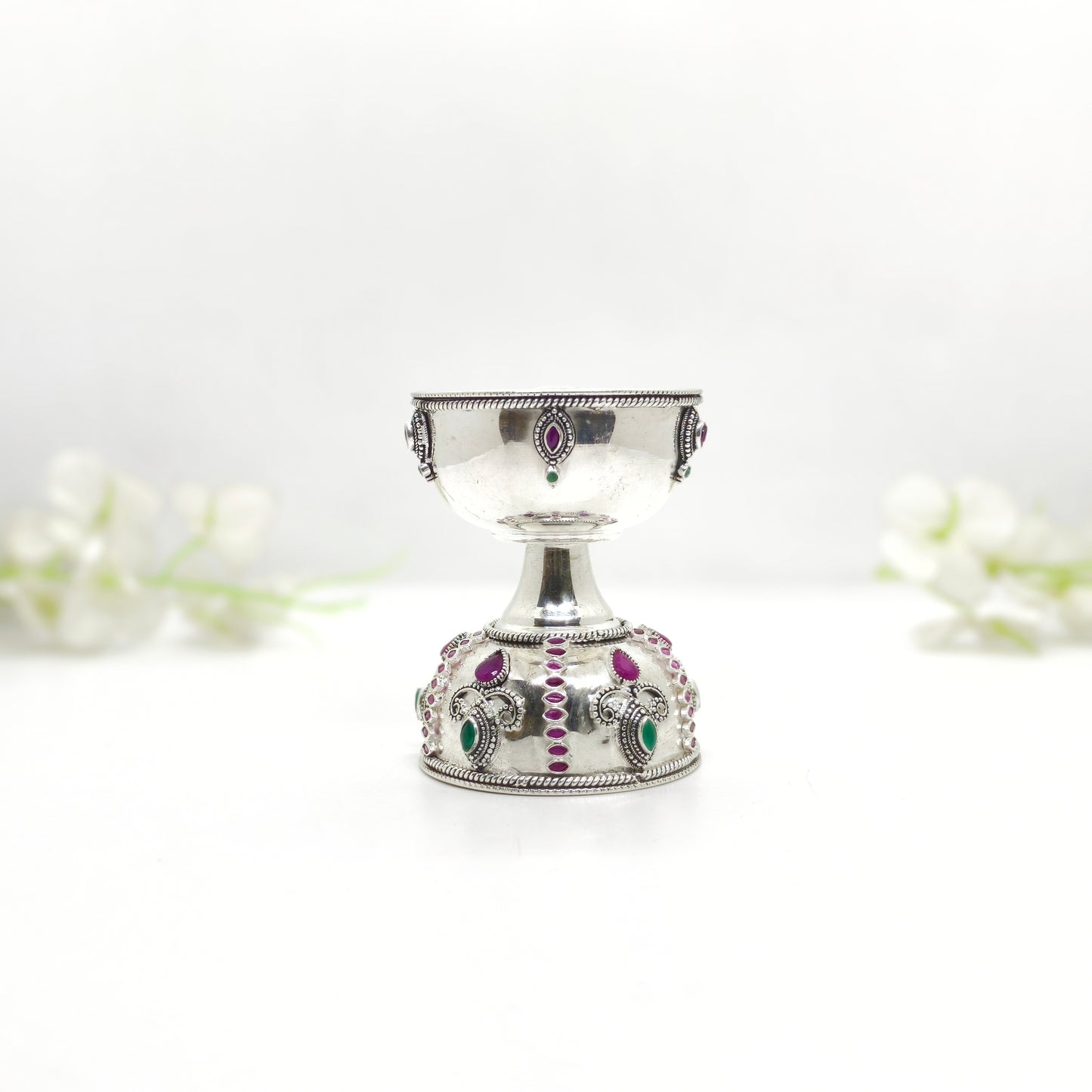 Antique Vilakku (Medium)